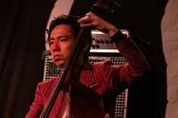 H ZETT NIRE（B）（Photo by Yuta Ito）