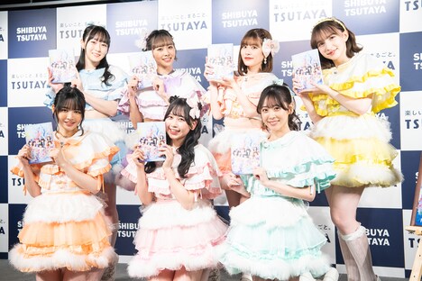 FRUITS ZIPPER「『ふるっぱーのほん vol.1』発売記念会見」の様子。