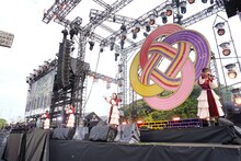 ももいろクローバーZ「ももクロ春の一大事2023 in 福山市 ～笑顔のチカラ つなげるオモイ～」4月23日公演の様子。