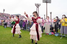 ももいろクローバーZ「ももクロ春の一大事2023 in 福山市 ～笑顔のチカラ つなげるオモイ～」4月23日公演の様子。