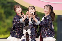 ももいろクローバーZ「ももクロ春の一大事2023 in 福山市 ～笑顔のチカラ つなげるオモイ～」4月23日公演の様子。