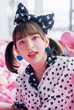 早瀬ノエルソロカット（東京ニュース通信社刊 / 撮影：HIROKAZU）