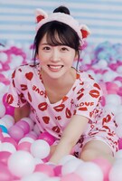 櫻井優衣ソロカット（東京ニュース通信社刊 / 撮影：HIROKAZU）