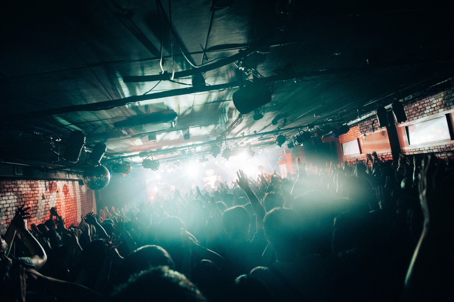ネクライトーキー（Photo by Kana Tarumi）