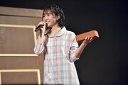 横浜赤レンガ倉庫からレンガを取ってきた川井わか。