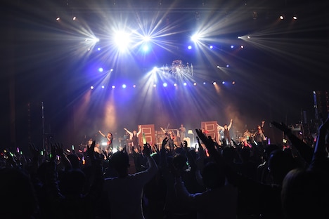 「NUANCE HALL ONEMANLIVE "HOME"」の様子。
