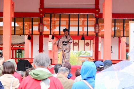 市川由紀乃（写真提供：キングレコード）