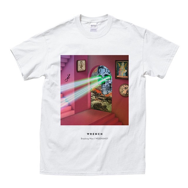 WRENCH「Breaking Man / MOONSHOT」限定盤付属Tシャツ（白）のデザイン。