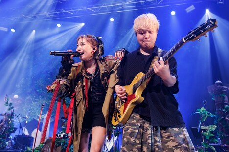 斉藤朱夏「朱演2023 LIVE HOUSE TOUR『かんちがいの冒険者』」神奈川・CLUB CITTA公演の様子。（Photo by Viola Kam [V'z Twinkle]）