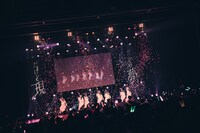 「真っ白なキャンバス全国ツアー2023 『だから夢、だけど現』 」ファイナル公演の様子。（撮影：真島洸）