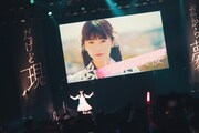 「真っ白なキャンバス全国ツアー2023 『だから夢、だけど現』 」ファイナル公演の様子。（撮影：真島洸）