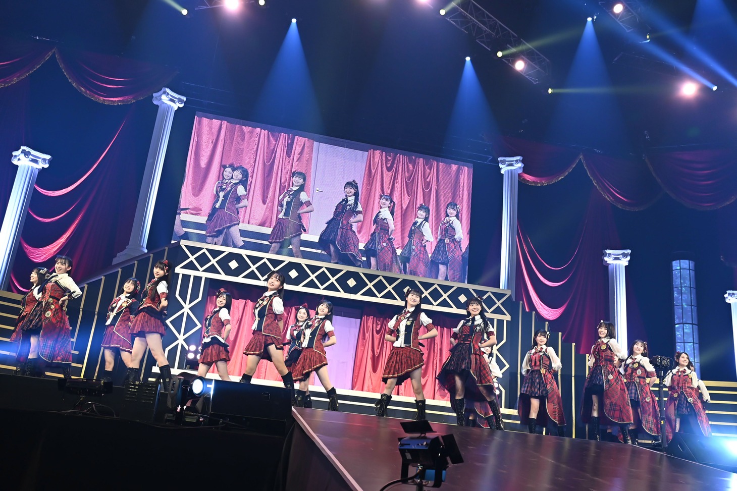 「AKB48 春コンサート 2023 ～好きだ！と叫ぼう～」の様子。