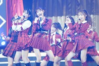 「AKB48 春コンサート 2023 ～好きだ！と叫ぼう～」の様子。