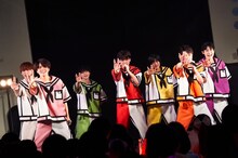 THE SUPER FRUIT（撮影：上溝恭香）