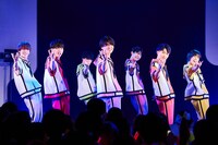 THE SUPER FRUIT（撮影：上溝恭香）