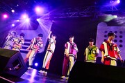 THE SUPER FRUIT「THE SUPER FRUIT - Reception Live -」の様子。（撮影：上溝恭香）