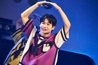 鈴木志音（撮影：上溝恭香）