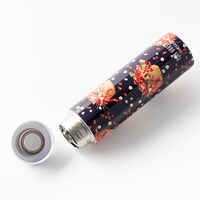 「PINK HOUSE」とコラボしたステンレスボトル。