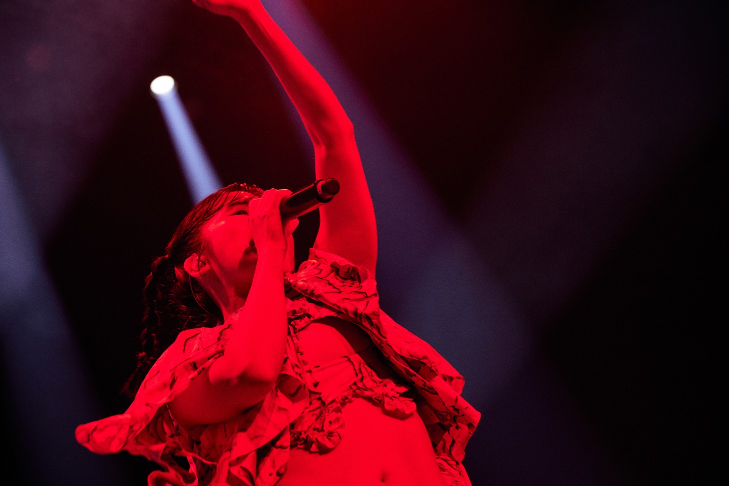 マナ（Vo, Key / CHAI）（Photo by Yoshio Nakaiso）