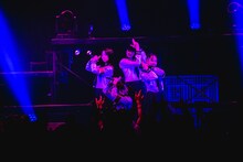 新しい学校のリーダーズ