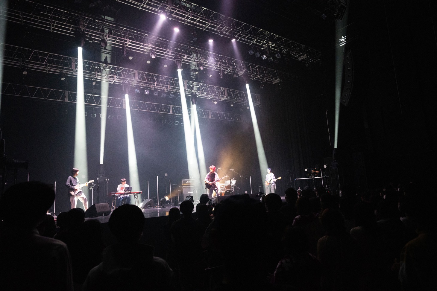 「きゃない LIVE TOUR 2023 さいかい」東京・EX THEATER ROPPONGI公演の様子。