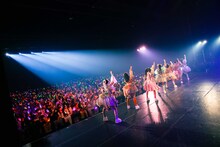 FRUITS ZIPPER「FRUITS ZIPPER 1st Anniversary 超めでたいライブ！」の様子。（撮影：ヨシモリユウナ）