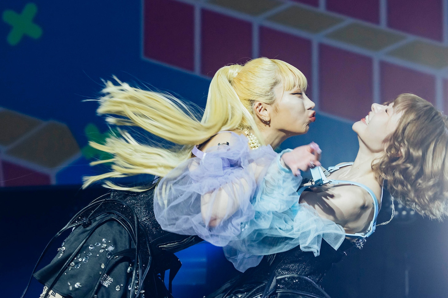悪魔のキッス（Photo by yokoyama masato）