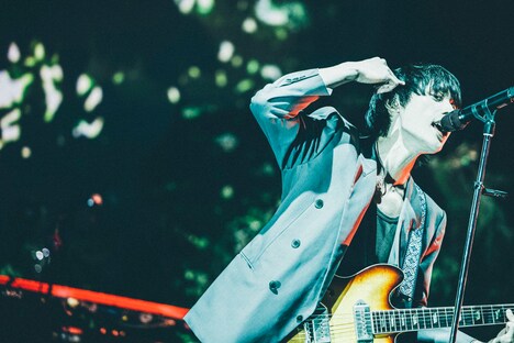 牧達弥(Vo, G)(撮影:西槙太一)