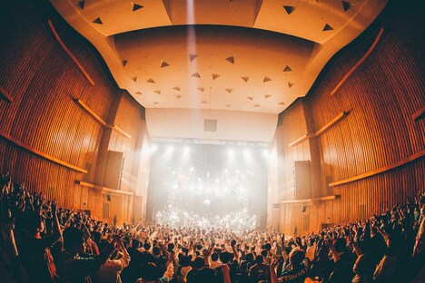 go!go!vanillas「『FLOWERS』TOUR 2023」鹿角市文化の杜交流館コモッセ 文化ホール公演の様子。(撮影:西槙太一)