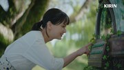 「淡麗グリーンラベル」テレビCM「GREEN JUKEBOX 居篇」より。