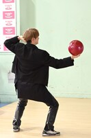 「MORA MORA」の動きでレーンに進むユーキ。