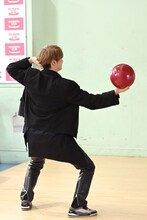 「MORA MORA」の動きでレーンに進むユーキ。