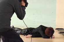 うなだれるリョウガ。