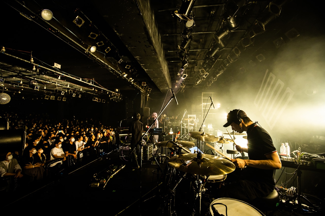 THE SPELLBOUND「BIG LOVE Vol.1」の様子。