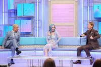 左から松本人志（ダウンタウン）、ちゃんみな、中居正広。(c)フジテレビ