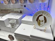 「ビバ～マツケンサンバIIワールドカフェ～オレ！」グッズショップの様子。