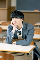 金曜日の瀬奈くんを演じる武藤潤。(c)tvk