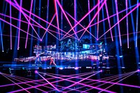 「ONE OK ROCK 2023 LUXURY DISEASE JAPAN TOUR」の様子。（photo by Kazushi Hamano）