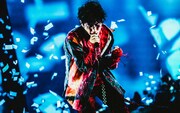 「ONE OK ROCK 2023 LUXURY DISEASE JAPAN TOUR」の様子。（photo by MASAHIRO YAMADA）