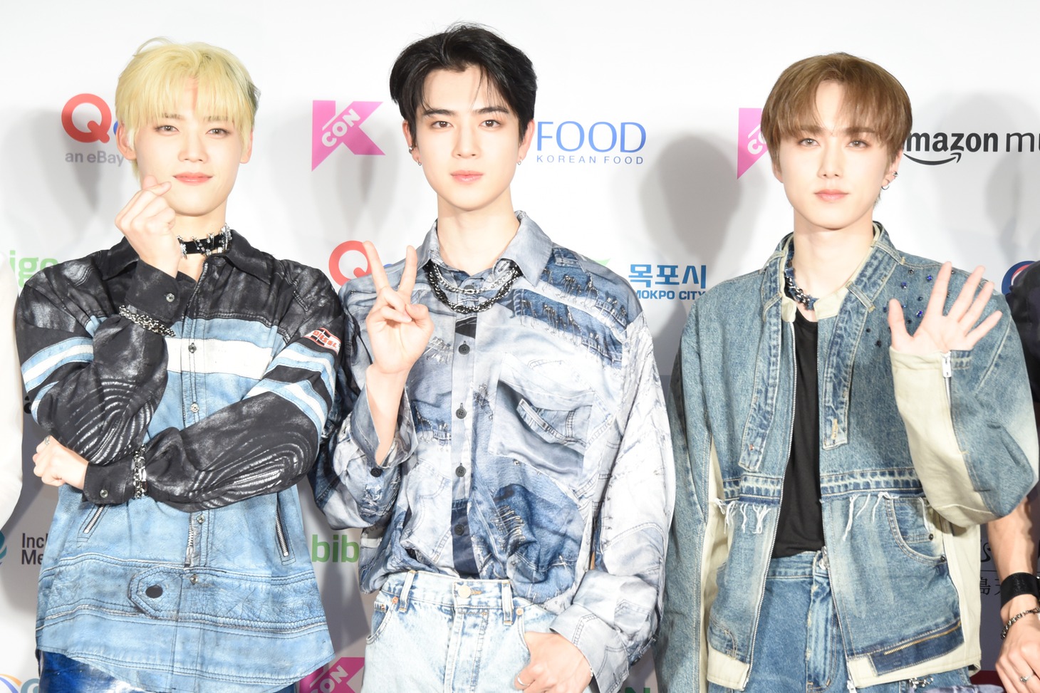 左から木村柾哉、佐野雄大、尾崎匠海。