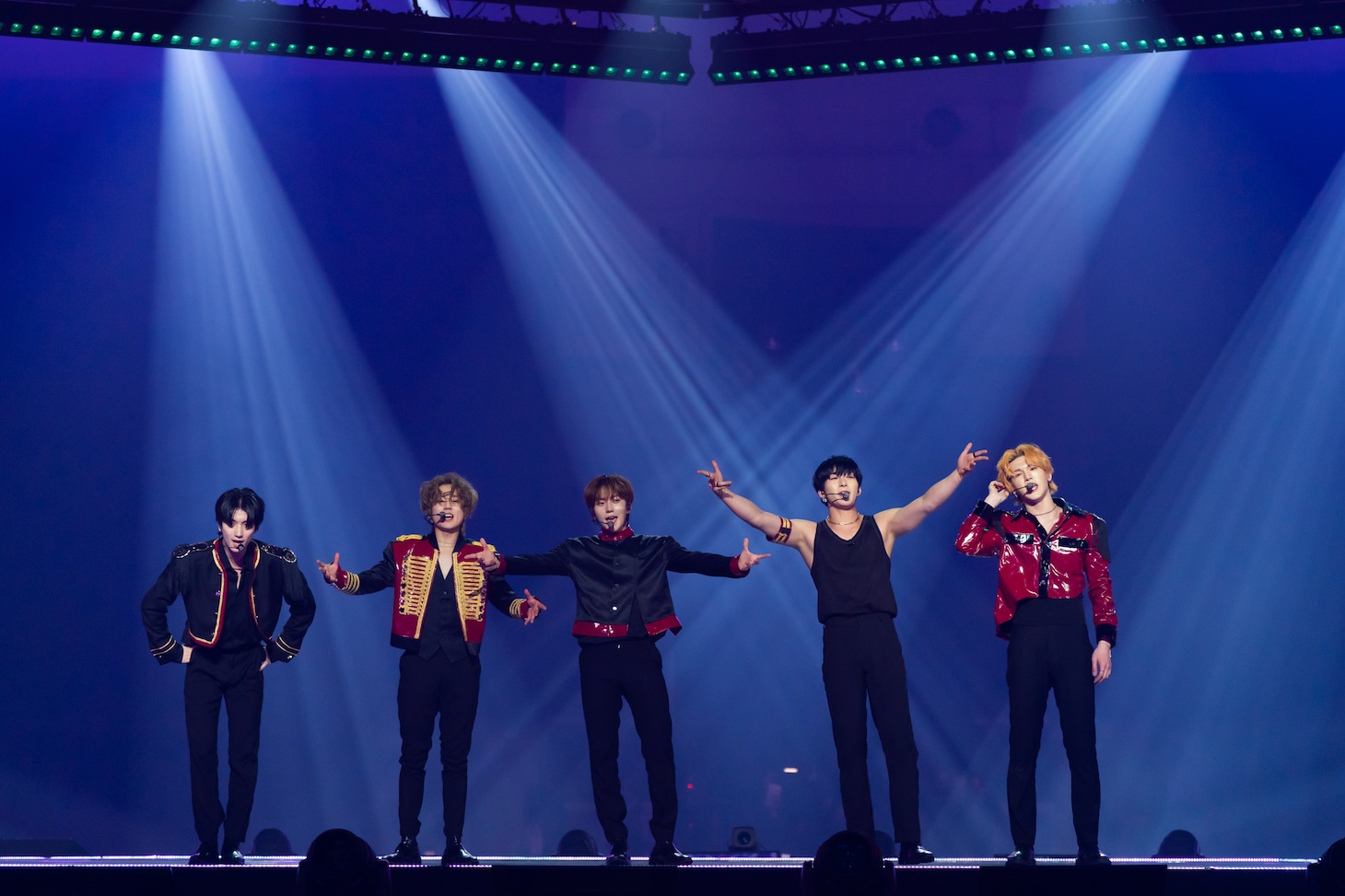 JUST B (c)CJ ENM Co., Ltd, All Rights Reserved