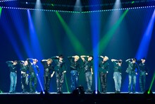 INIのカバーステージの様子。 (c)CJ ENM Co., Ltd, All Rights Reserved