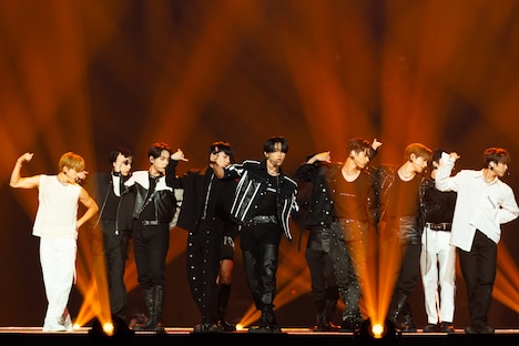 THE BOYZ (c)CJ ENM Co., Ltd, All Rights Reserved