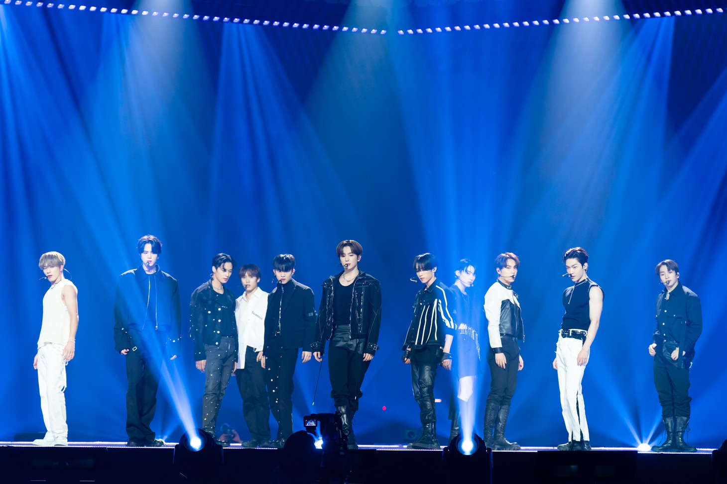 THE BOYZ (c)CJ ENM Co., Ltd, All Rights Reserved