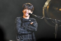 トーク中のDJ 松永（Creepy Nuts）。（撮影：高田梓）