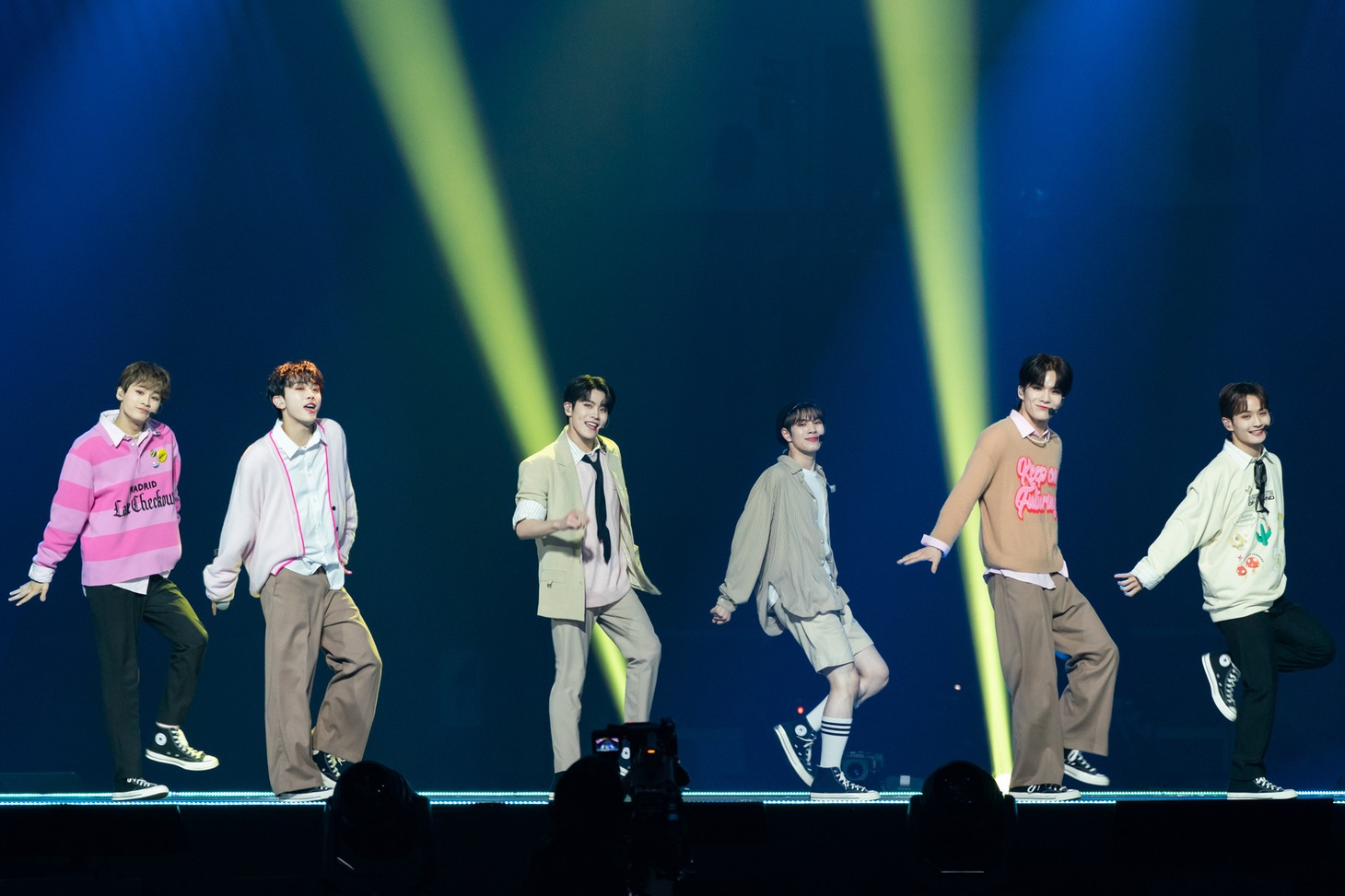 DXTEEN  (c)CJ ENM Co., Ltd, All Rights Reserved