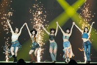 LE SSERAFIM  (c)CJ ENM Co., Ltd, All Rights Reserved