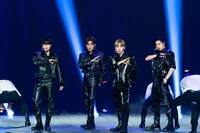 AB6IX  (c)CJ ENM Co., Ltd, All Rights Reserved