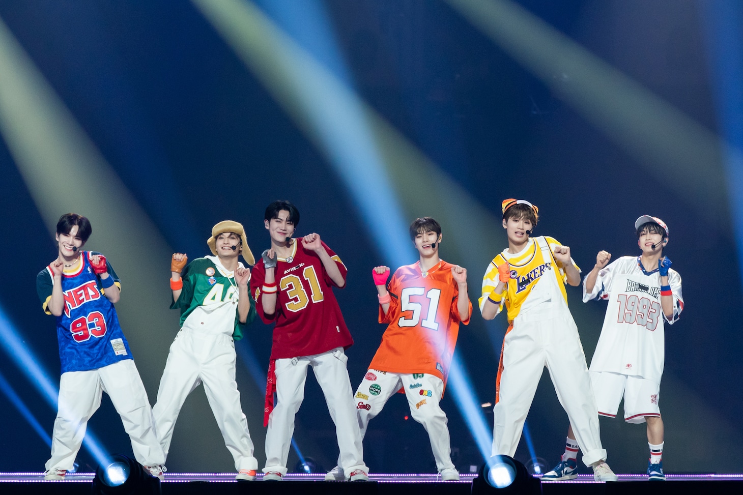 「CANDY」をカバーしたDXTEEN。  (c)CJ ENM Co., Ltd, All Rights Reserved