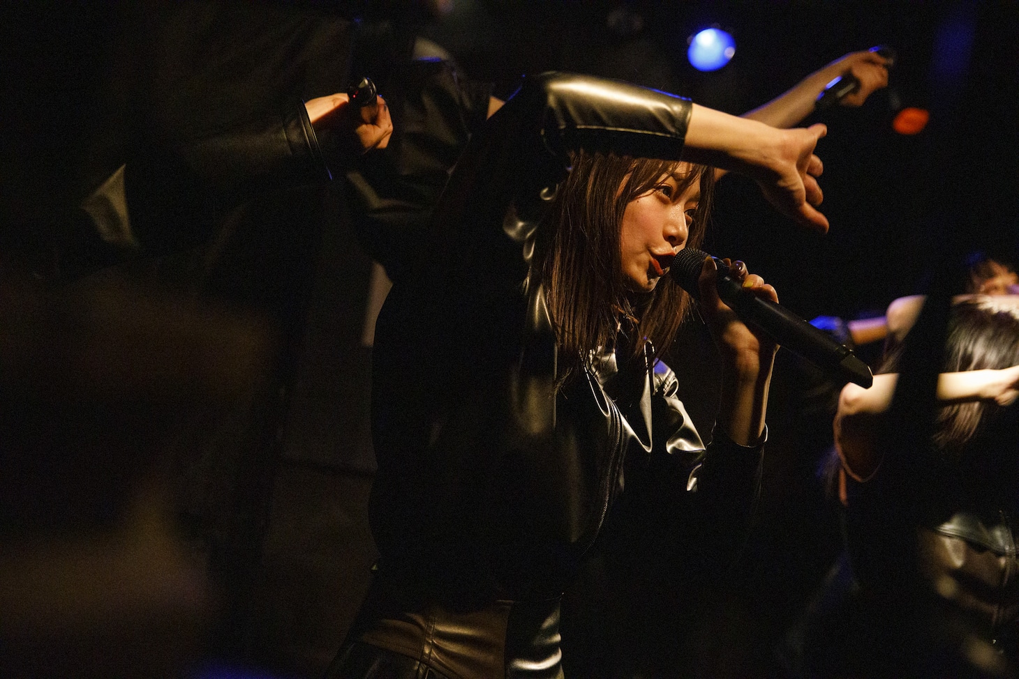 クレナイ・ワールズエンド（Photo by sotobayashi kenta）